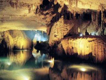 Отапская пещера. Пещера Абраскила
